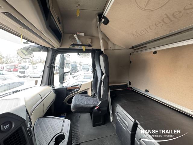 Mercedes-Benz Actros 1843