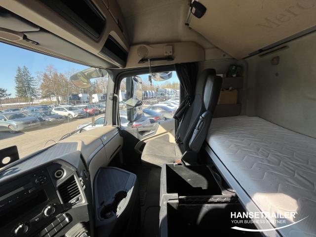 Mercedes-Benz Actros 1845 Mega