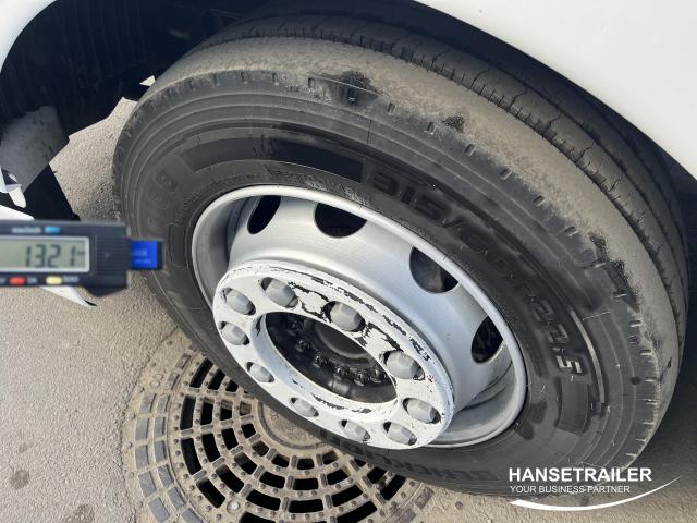 MAN TGX 18.470 Mega Low Deck