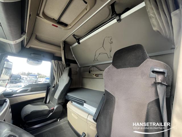 MAN TGX 18.470 Mega Low Deck