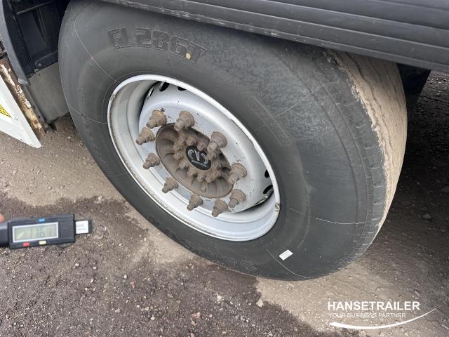 Krone SD Lift Axle Pallet Box