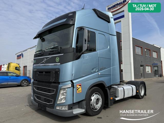Volvo FH Mega Low Deck