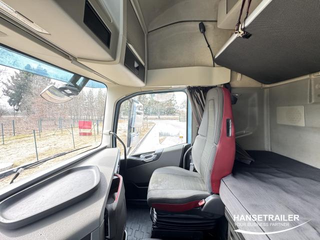 Volvo FH Mega Low Deck