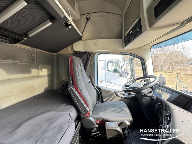 Volvo FH Mega Low Deck