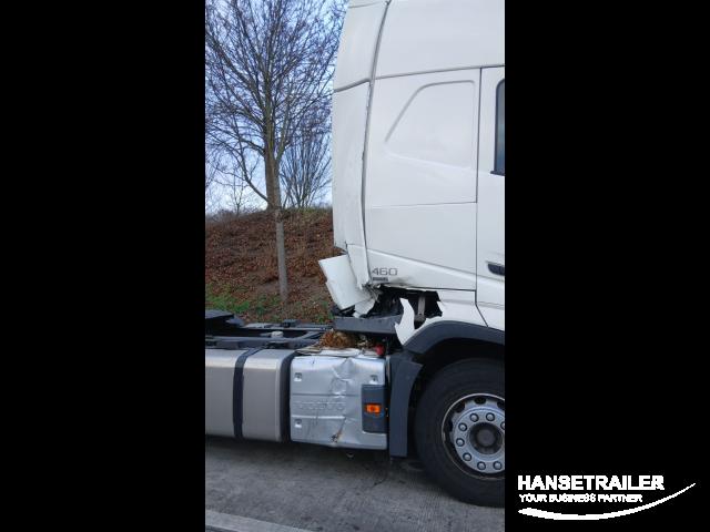 Volvo FH Damaged