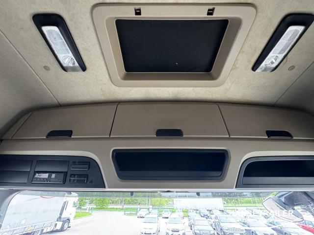 Mercedes-Benz Actros 1845 Mega Low Deck