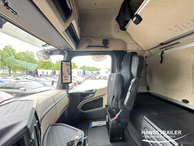 Mercedes-Benz Actros 1845 Mega Low Deck
