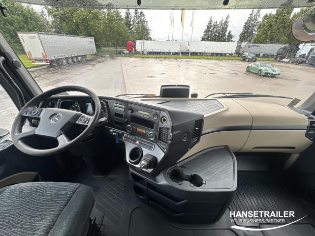Mercedes-Benz Actros 1845