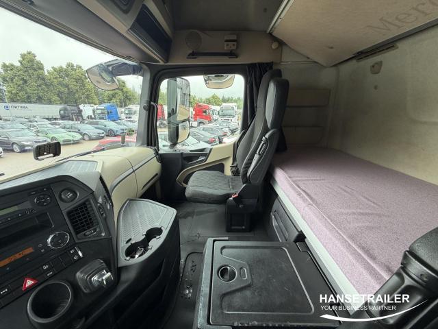 Mercedes-Benz Actros 1845