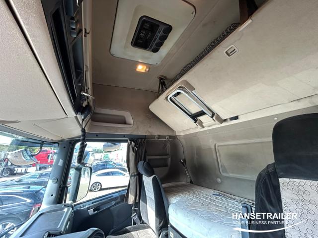 Scania R440 Mega Low Deck