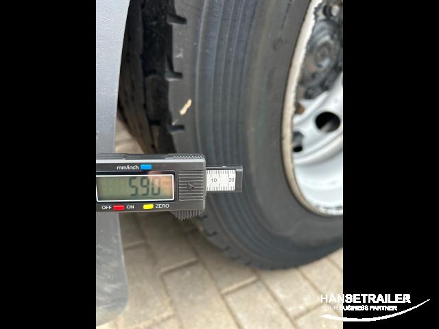 MAN TGX 18.470 Mega Low Deck