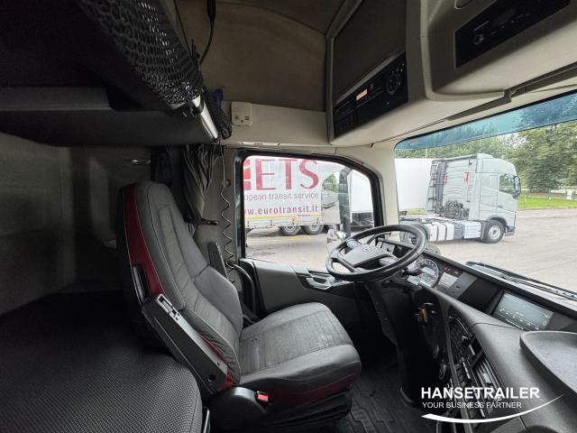 Volvo FH 500 Mega Low Deck