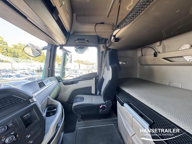 MAN TGX 18.470 Mega Low Deck