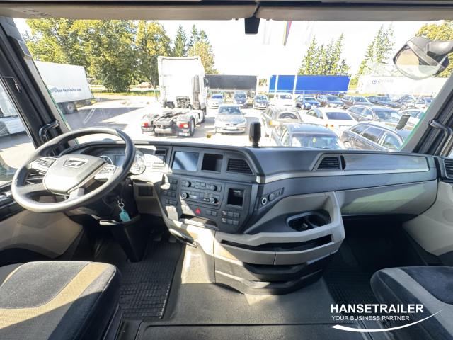 MAN TGX 18.470 Mega Low Deck