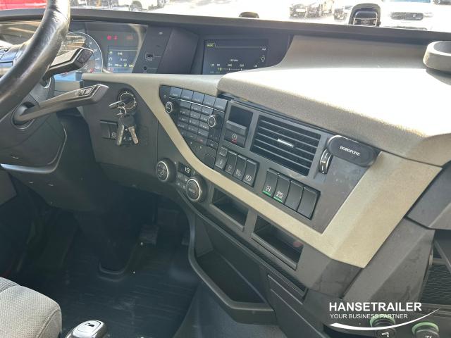 Volvo FH 500 Mega Low Deck