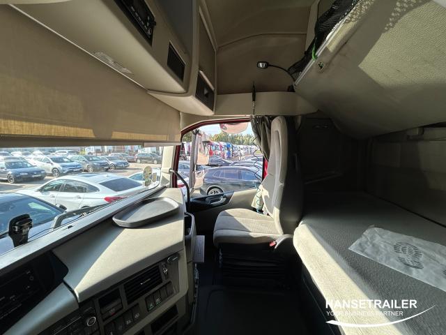 Volvo FH 500 Mega Low Deck